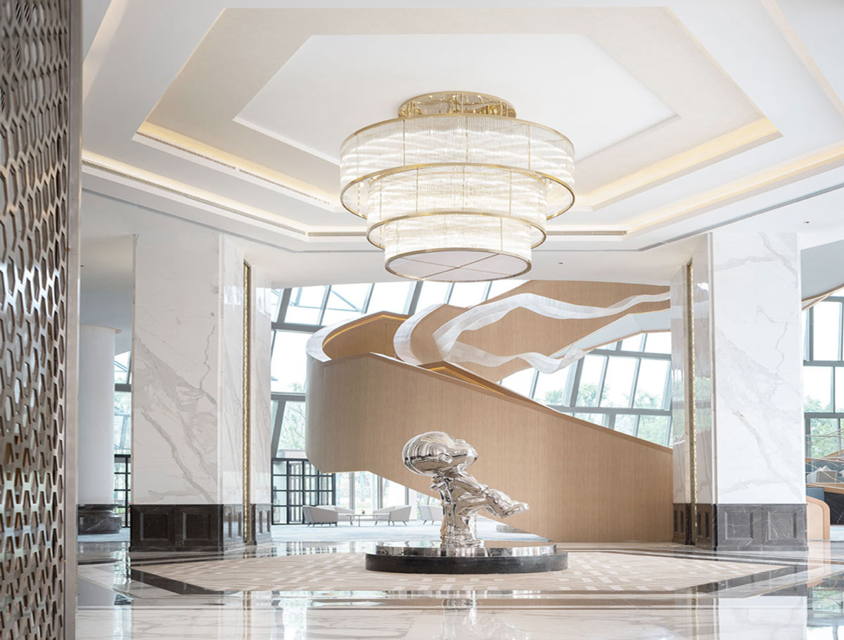 未來智能風(fēng)格的高端酒店設(shè)計(jì)，將科技與人性化設(shè)計(jì)巧妙融合