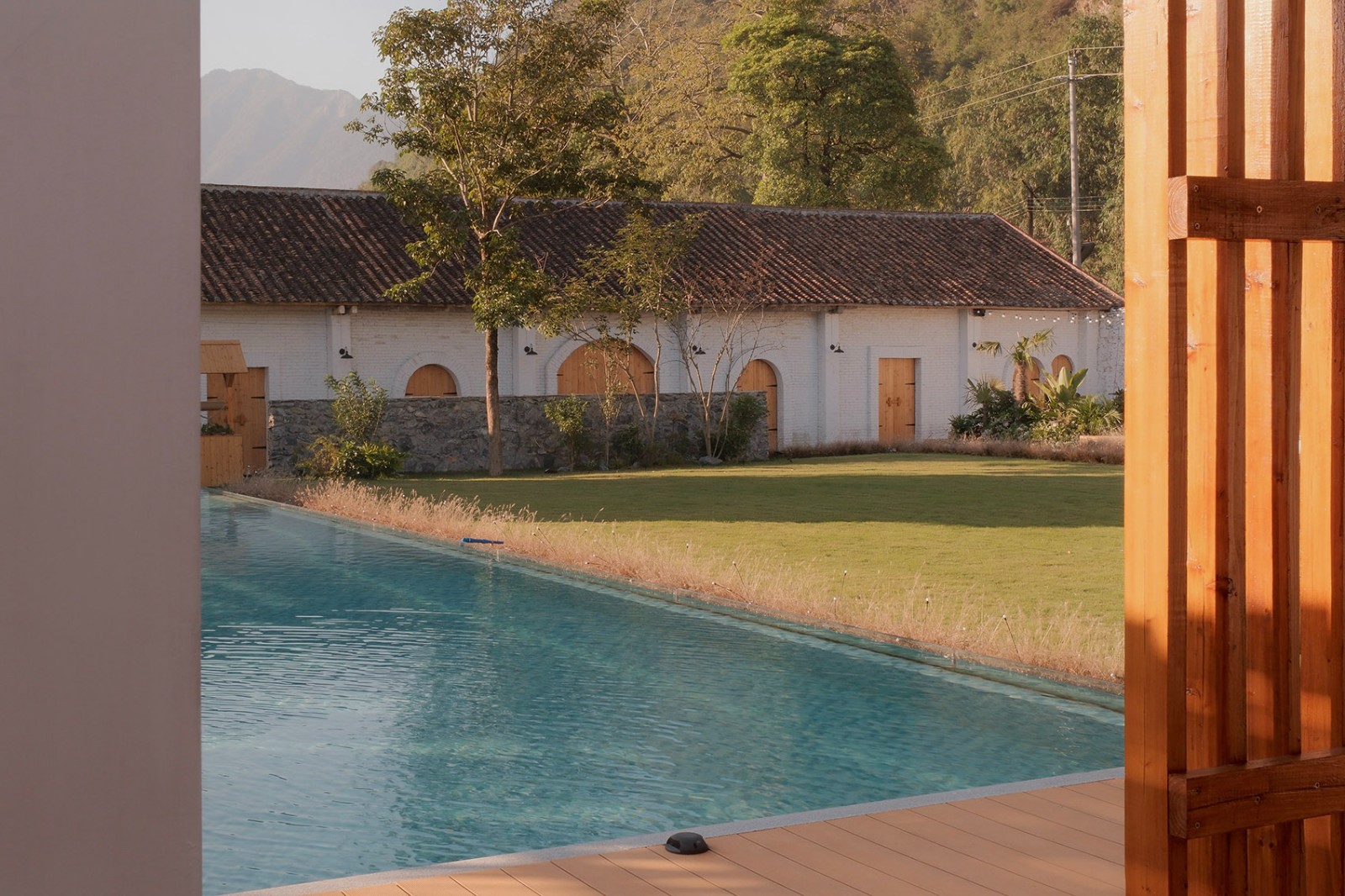 廣東英德·“八畝晴川”度假民宿設計